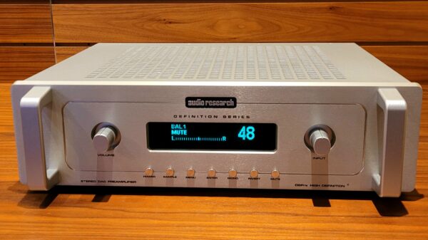 AUDIO RESEARCH DSPRE com DAC