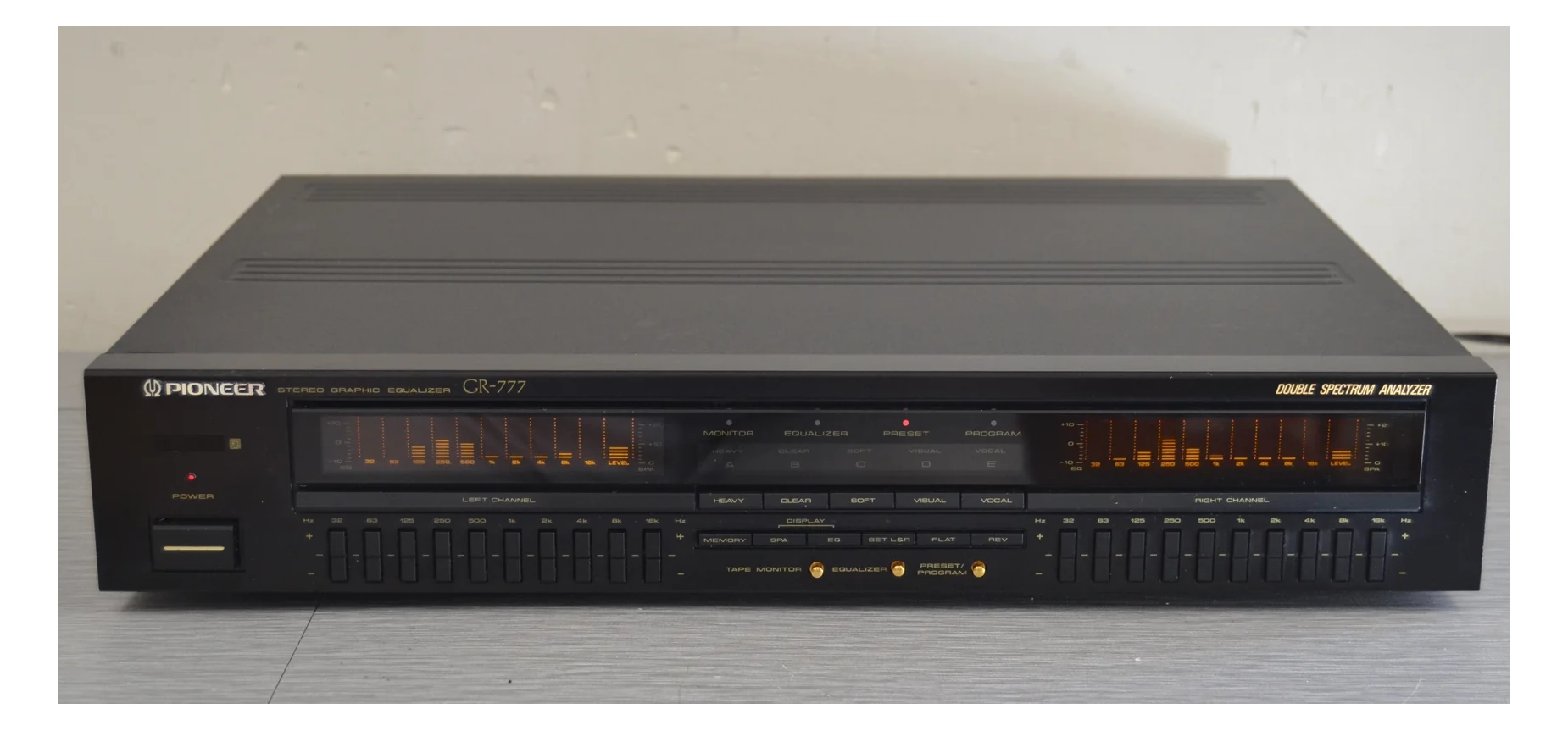 PIONEER GR777 - Equalizador Gráfico de 10 Bandas