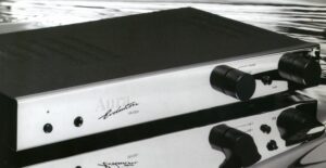 AURA VA100 Evolution II  com MM Phono  66 Watts