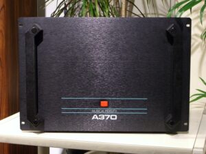 MUSICAL FIDELITY A370  MOSFET 185 watts Pure Class A