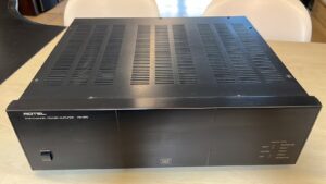 ROTEL RB985 THX  5x 100 watts