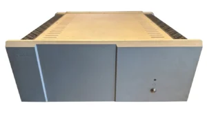 BOULDER 860 Amplificador de Potência Estéreo Full Balanced 150 watts