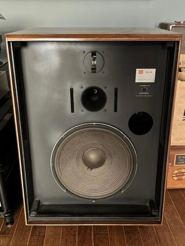 JBL L200B Studio Monitor