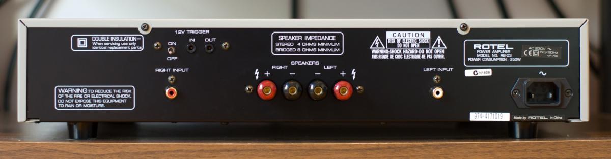 ROTEL RB-03 Amplificador Stereo 70 watts - Imagem 3
