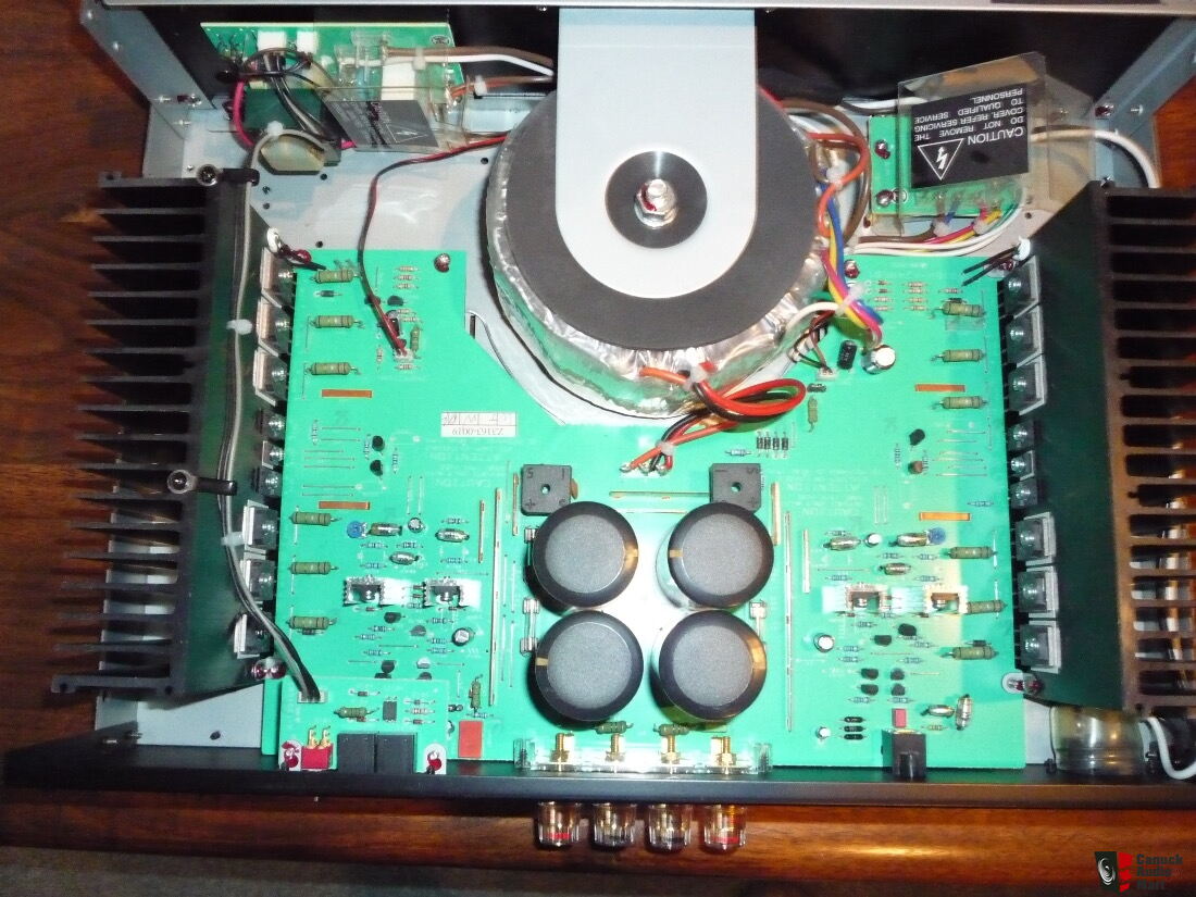 ROTEL RB-1070 Amplificador Stereo 130 watts - Imagem 7