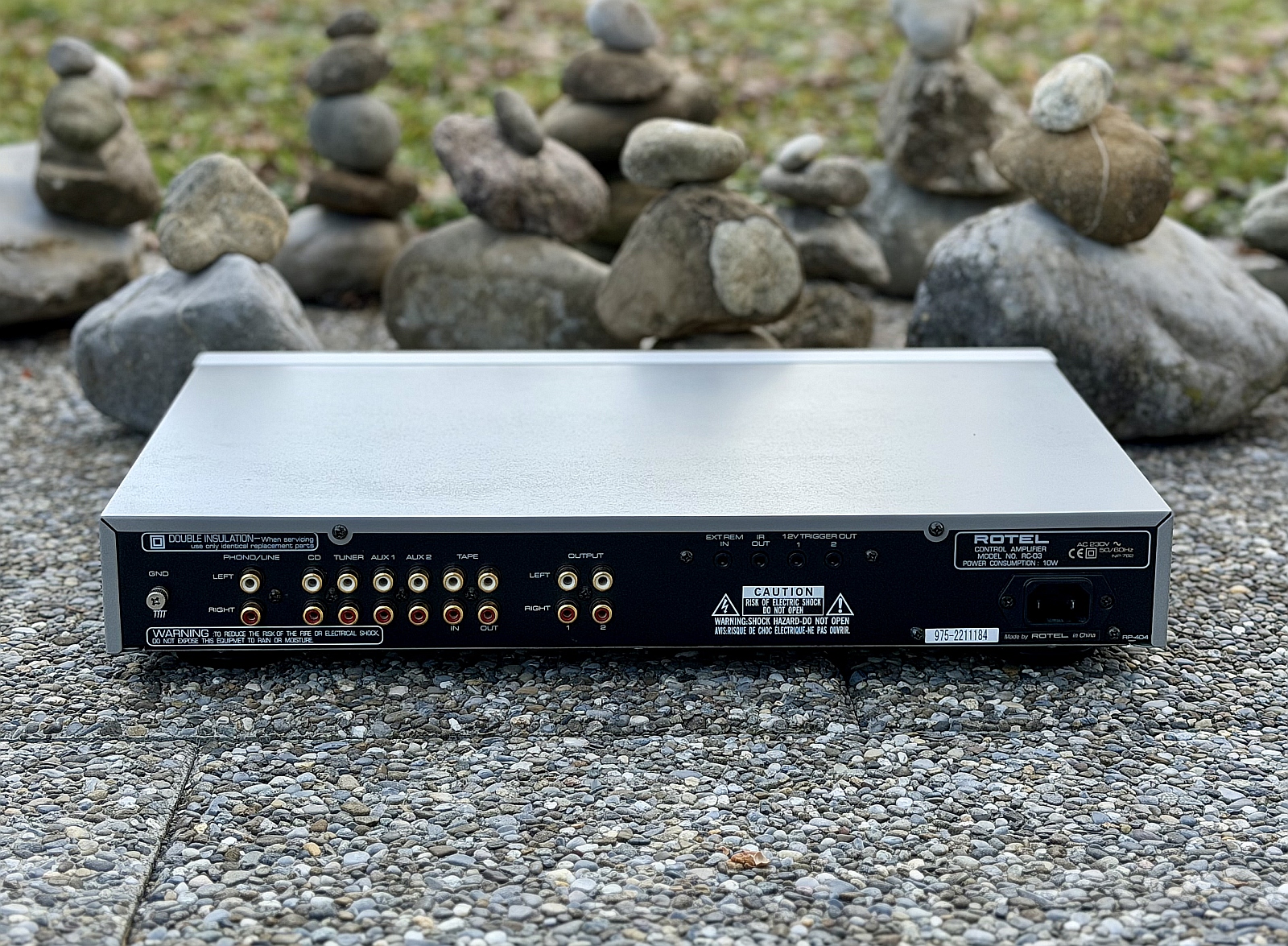 ROTEL RC-03 Preamplificador com MM Phono - Imagem 2
