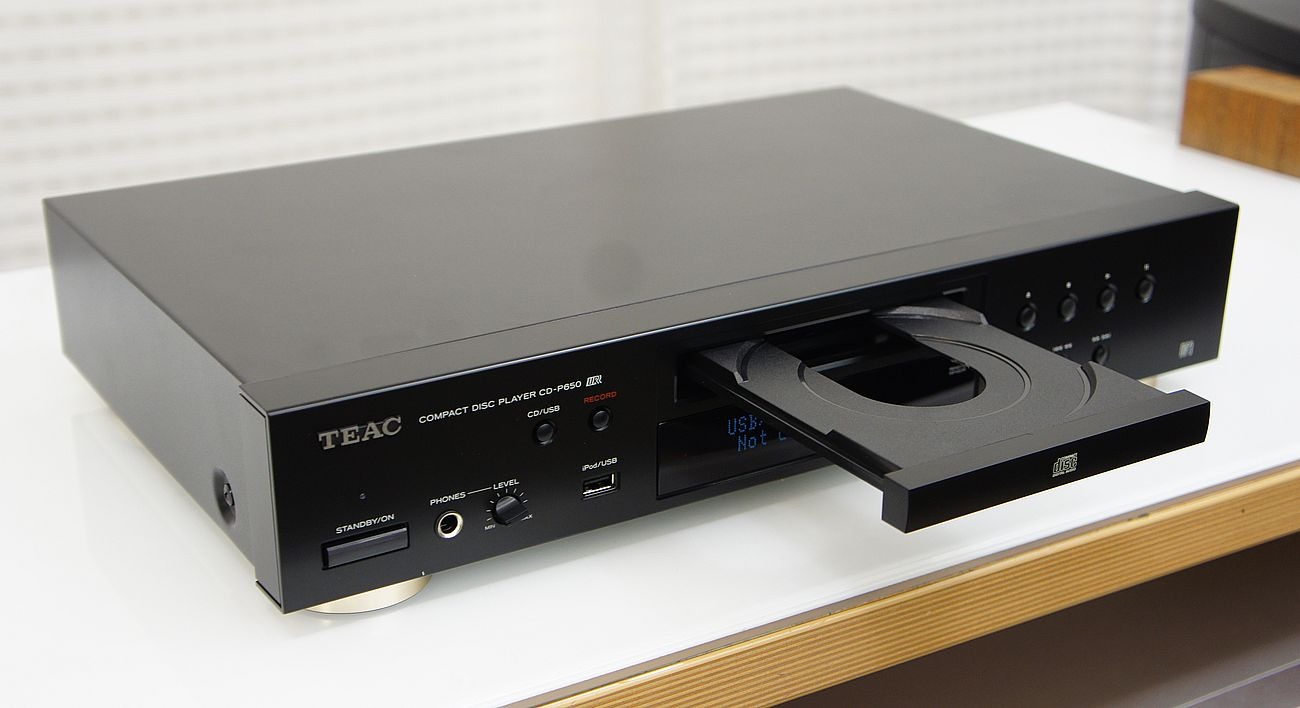 TEAC CD-P650-B CD Player com interface digital USB e iPod - Imagem 4