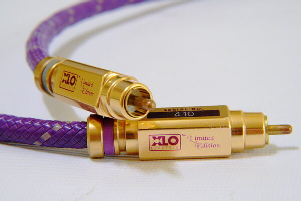 XLO LIMITED EDITION LE-1  RCA  1 metro