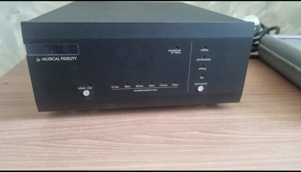 MUSICAL FIDELITY M1 DAC UPSAMPLING AT 192Hz - Digital Audio Converter