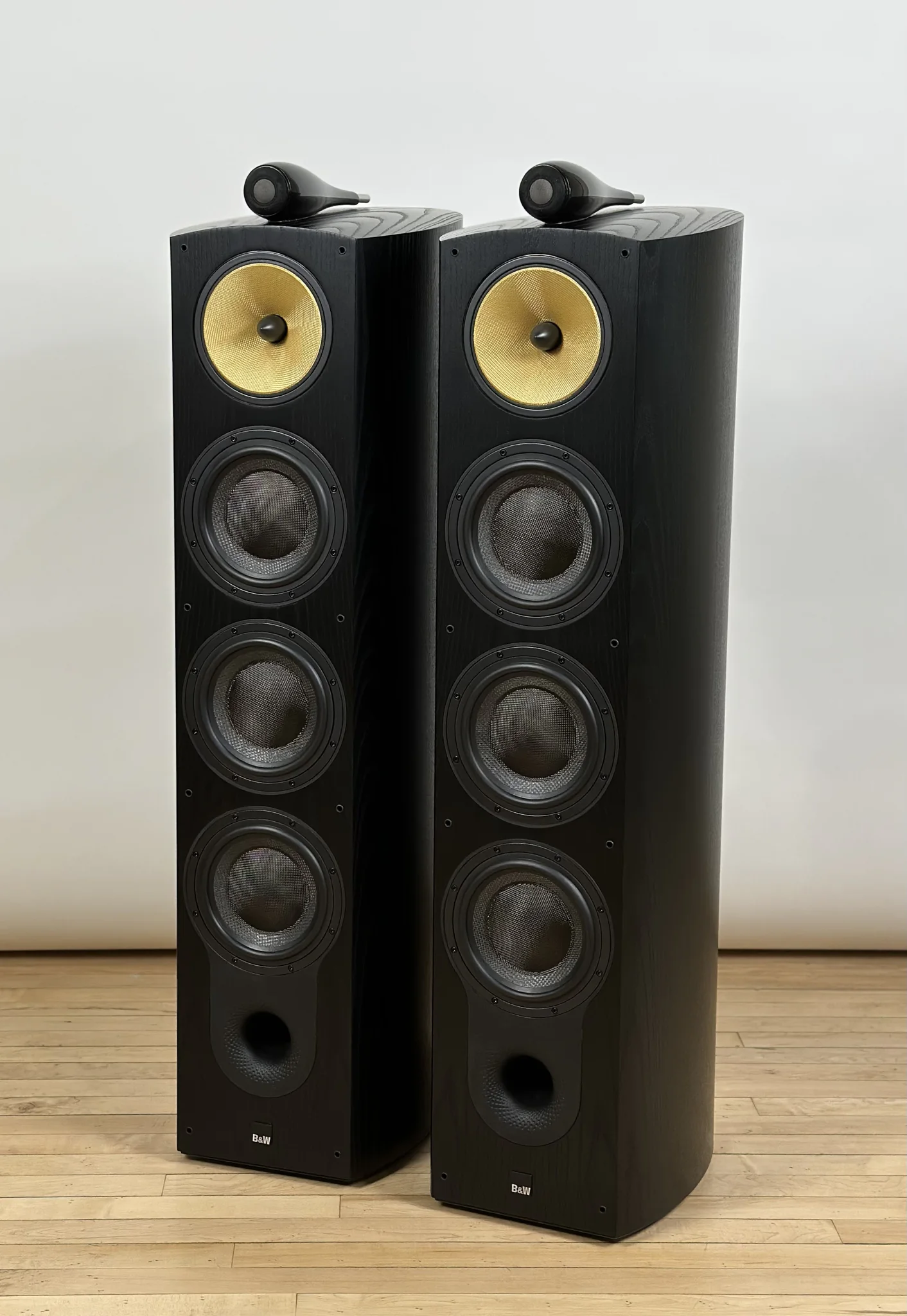 B&W 803 D - Caixa Torre, Black Ash, 500 Watts, (par) - Imagem 2