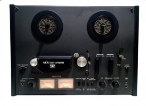 Akai GX-4000D – Gravador de Rolo
