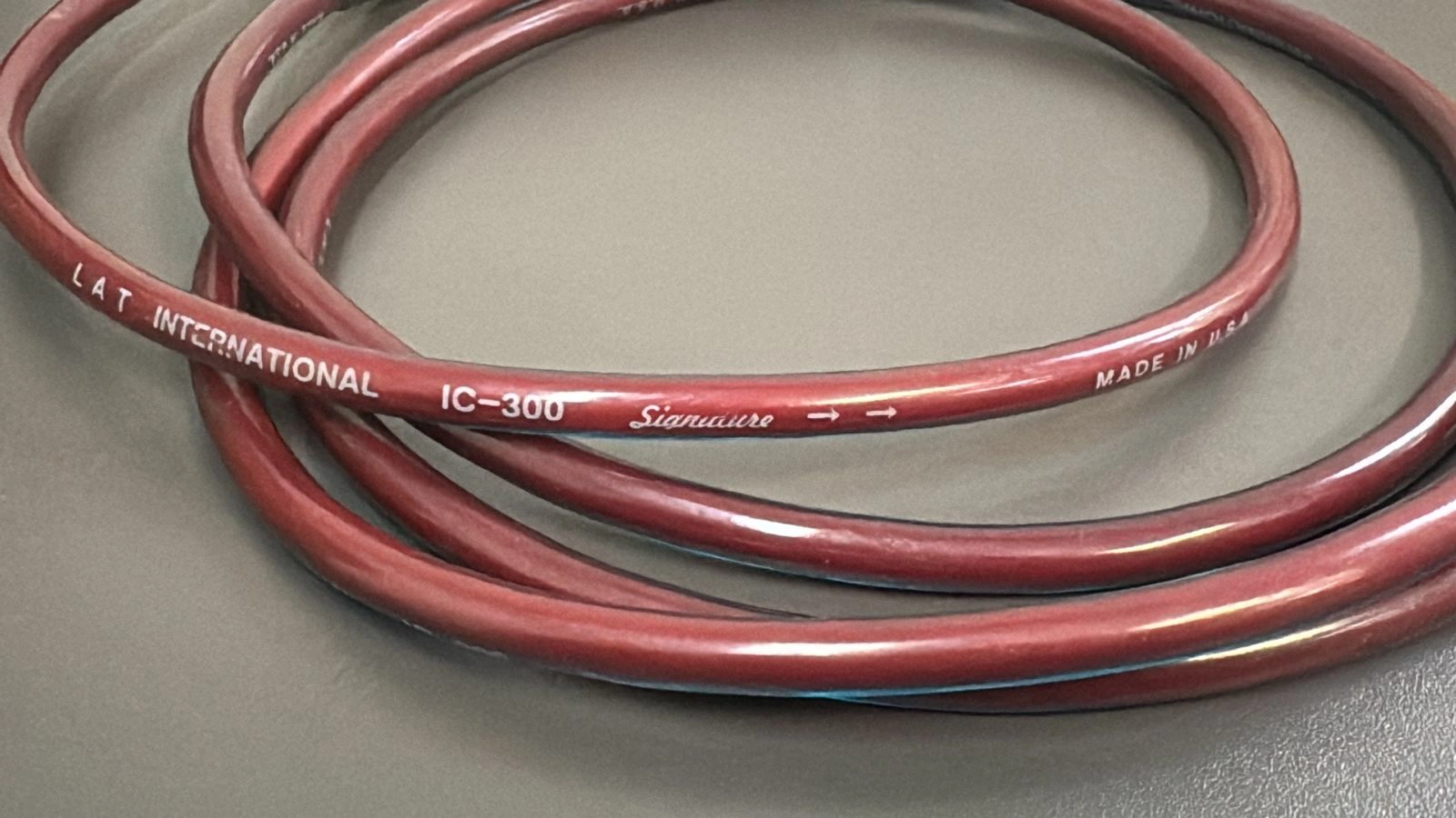 LAT International IC-300 Signature - Cabo de Interconexão XLR, 1 metro - Imagem 2