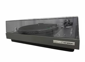 POLIVOX TD5000 – Toca-Discos Direct Drive, com Pitch Control