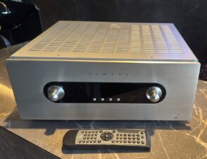 PRIMARE SP32 HD    Pre e Processador AV, 7.1 Canais, Dolby TrueHD, DTS-HD Master Audio, Dolby Digital Plus, DTS-HD