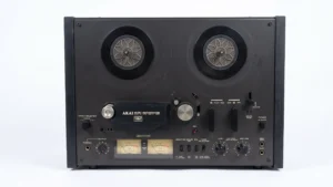 AKAI GX-4000DB – Gravador de Rolo (reel-to-reel) Estéreo