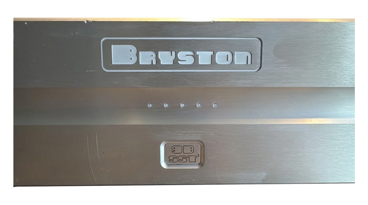 BRYSTON 9B SST2 Amplificador Multicanal 5x 140 watts - Imagem 3