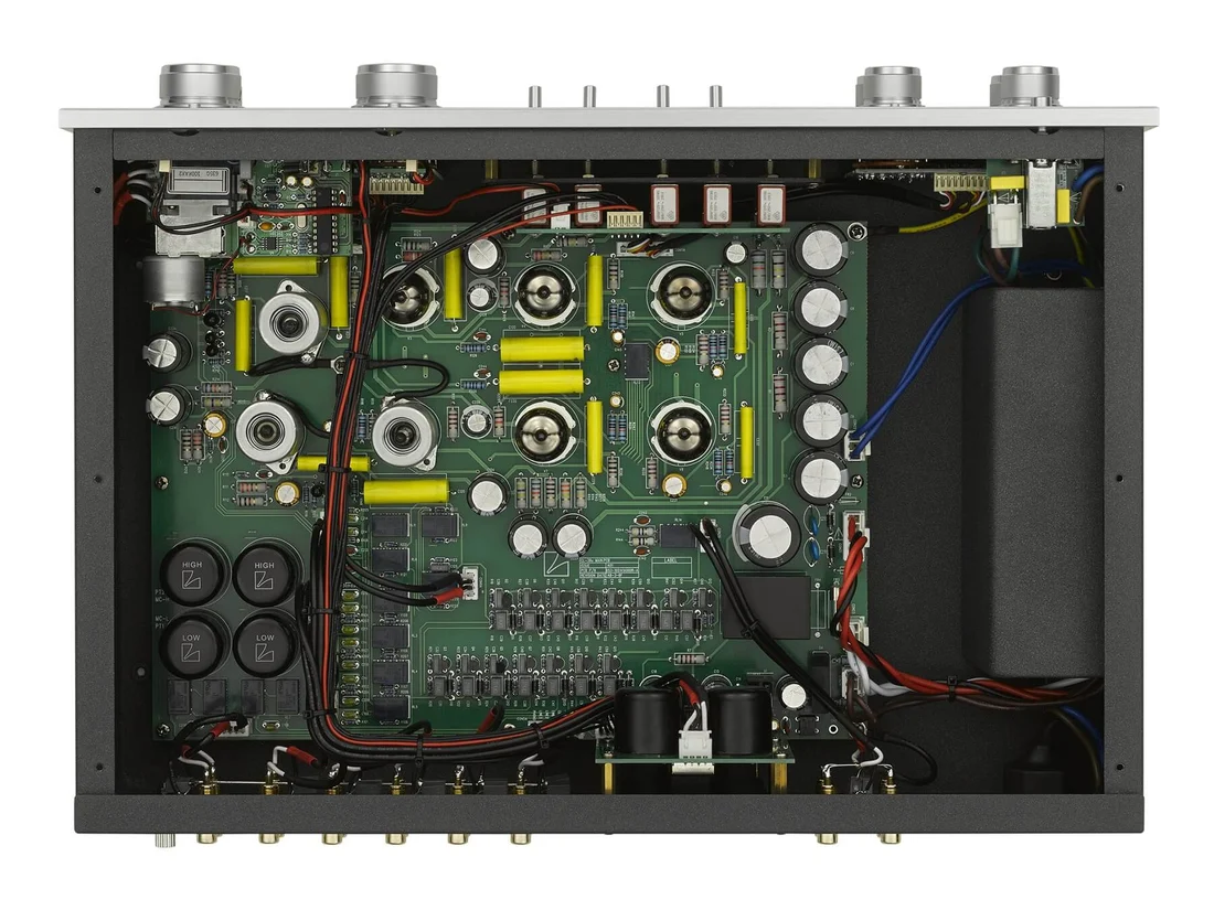 LUXMAN CL-38uC Pré Amplificador Valvulado com MM MC Phono - Imagem 3
