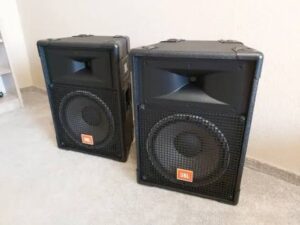JBL MR822 Monitor de Studio