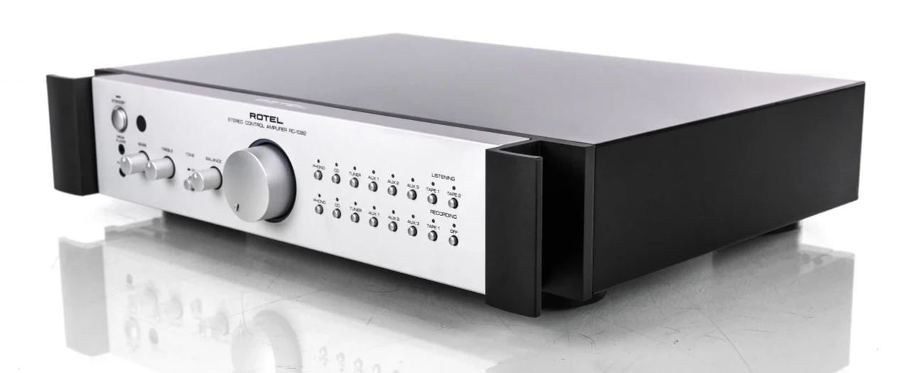 ROTEL RC-1082 Pré-amplificador Estéreo - Imagem 3